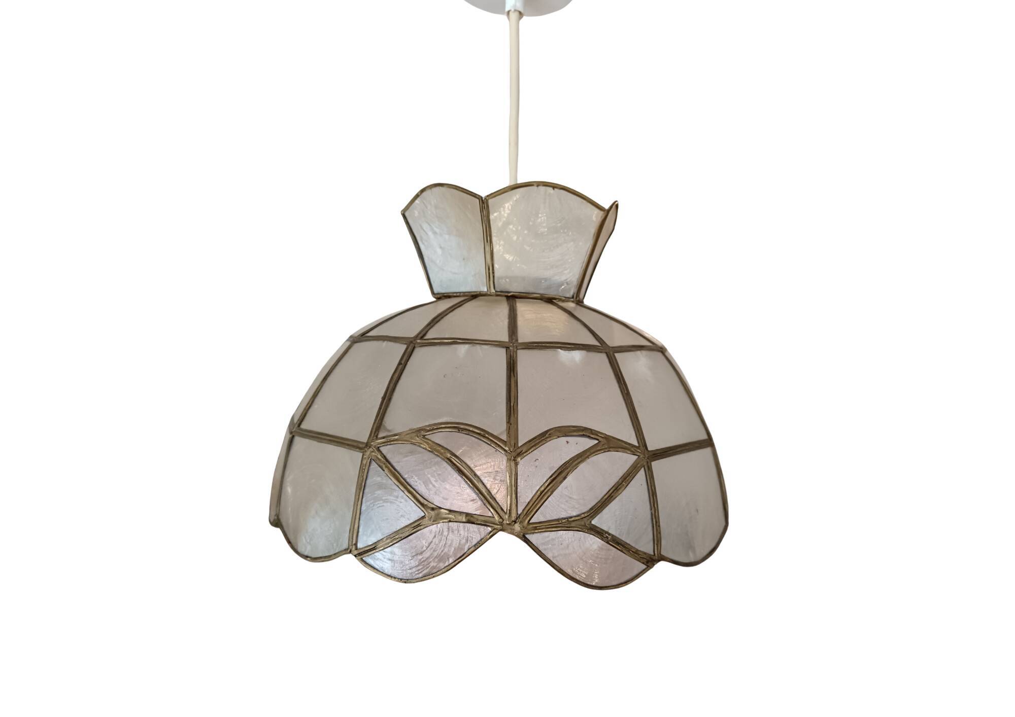 Vintage mother-of-pearl pendant