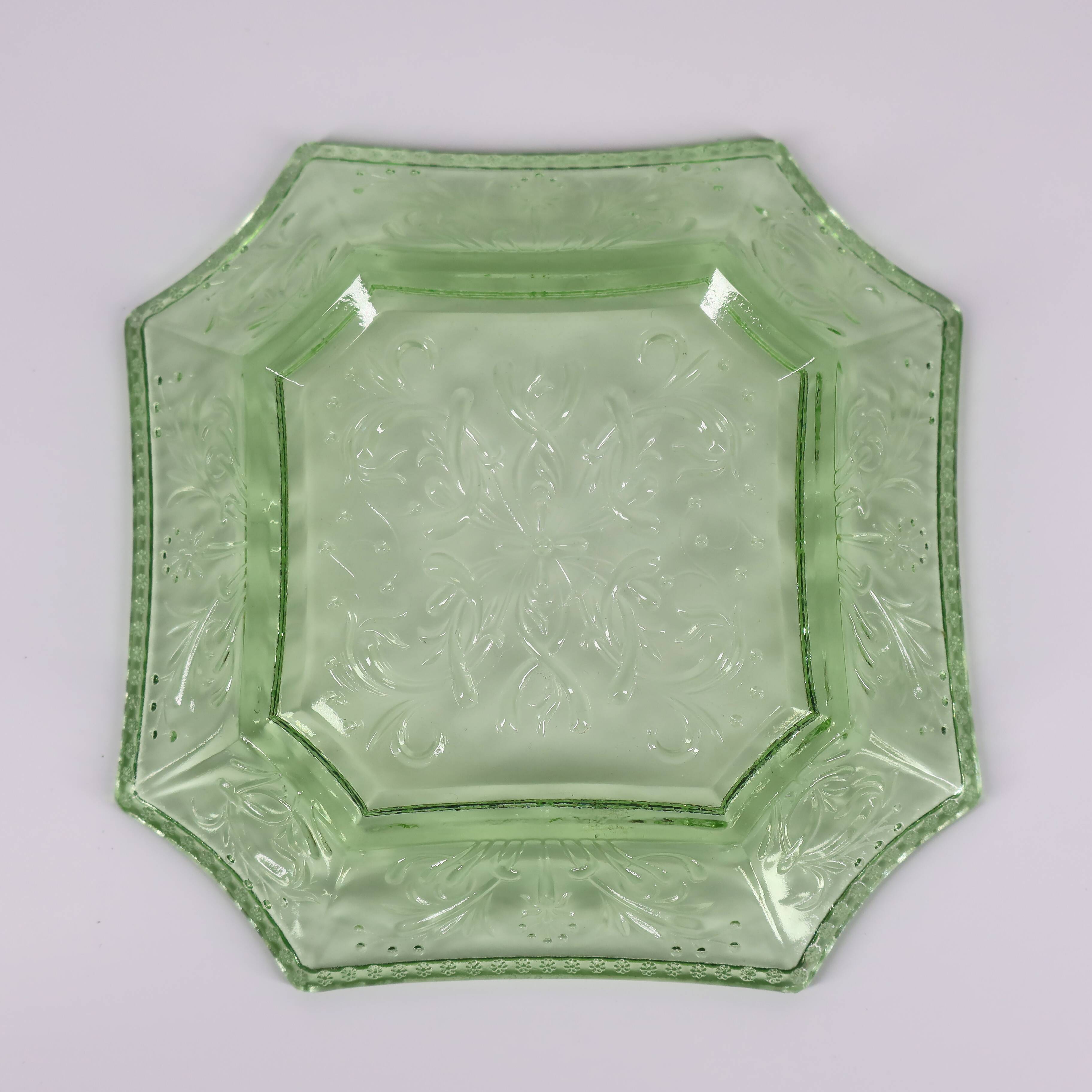Portieux Octagonal Crystal Plate