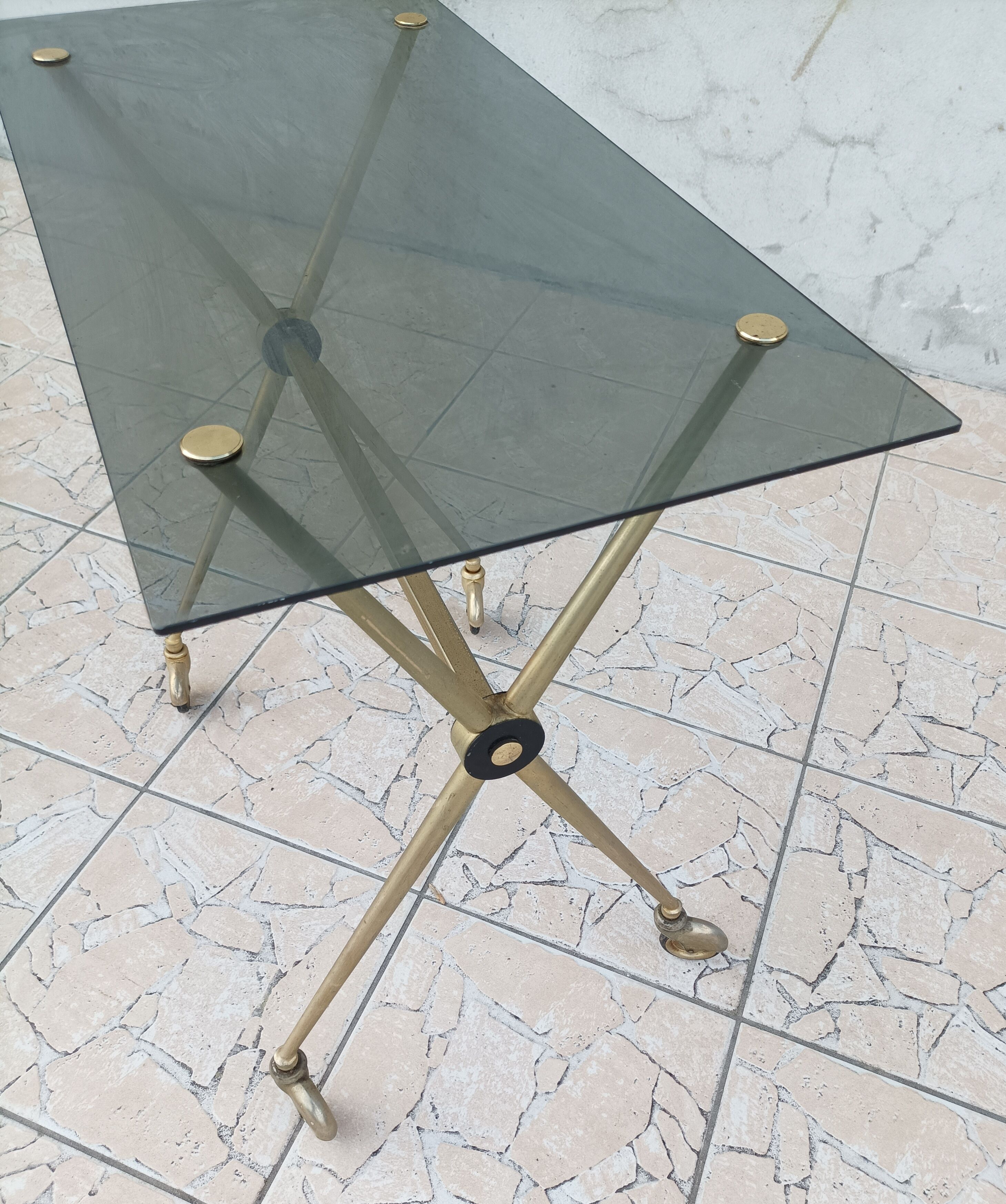 Vintage serving tray in brass and smoked glass 1960