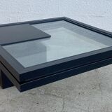 Coffee table swivel top
