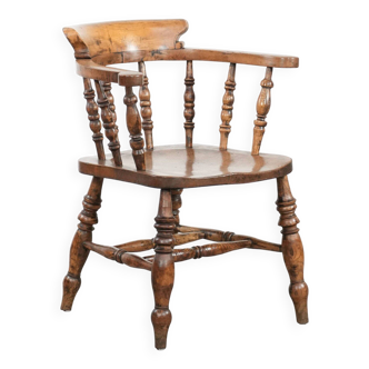 antique English captain's chair/ desk chair from the early 19th century