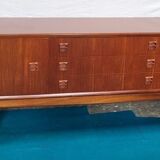 Scandinavian enfilade of the 70s, teak plated.
