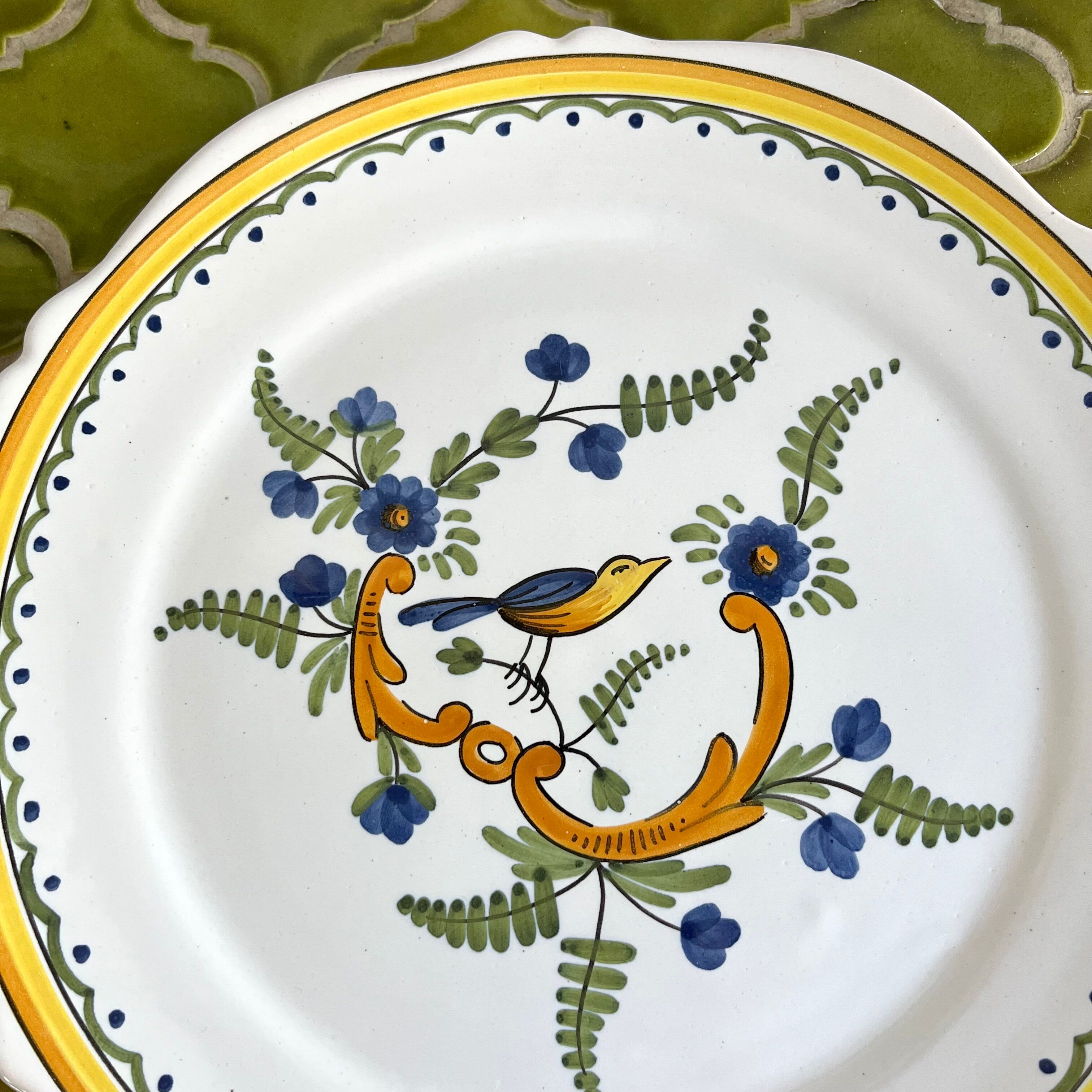 Decorative ceramic plate