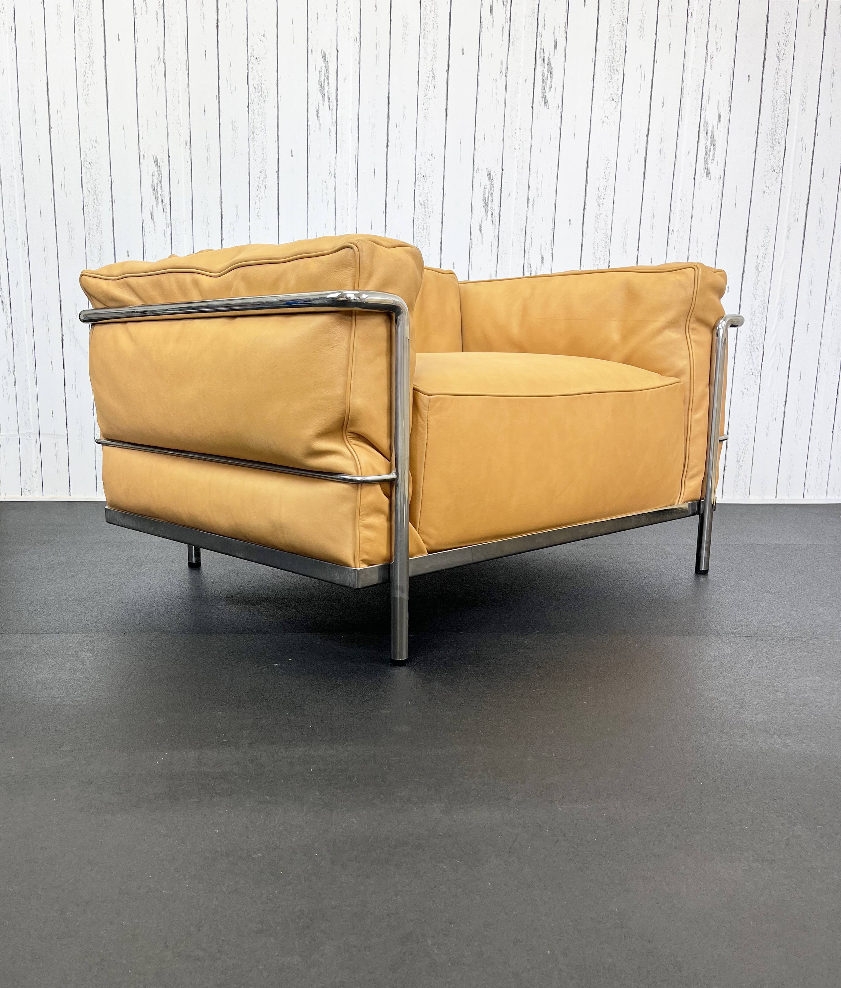 Poltrona Lc3 Le Corbusier, Cassina, Charlotte Perriand