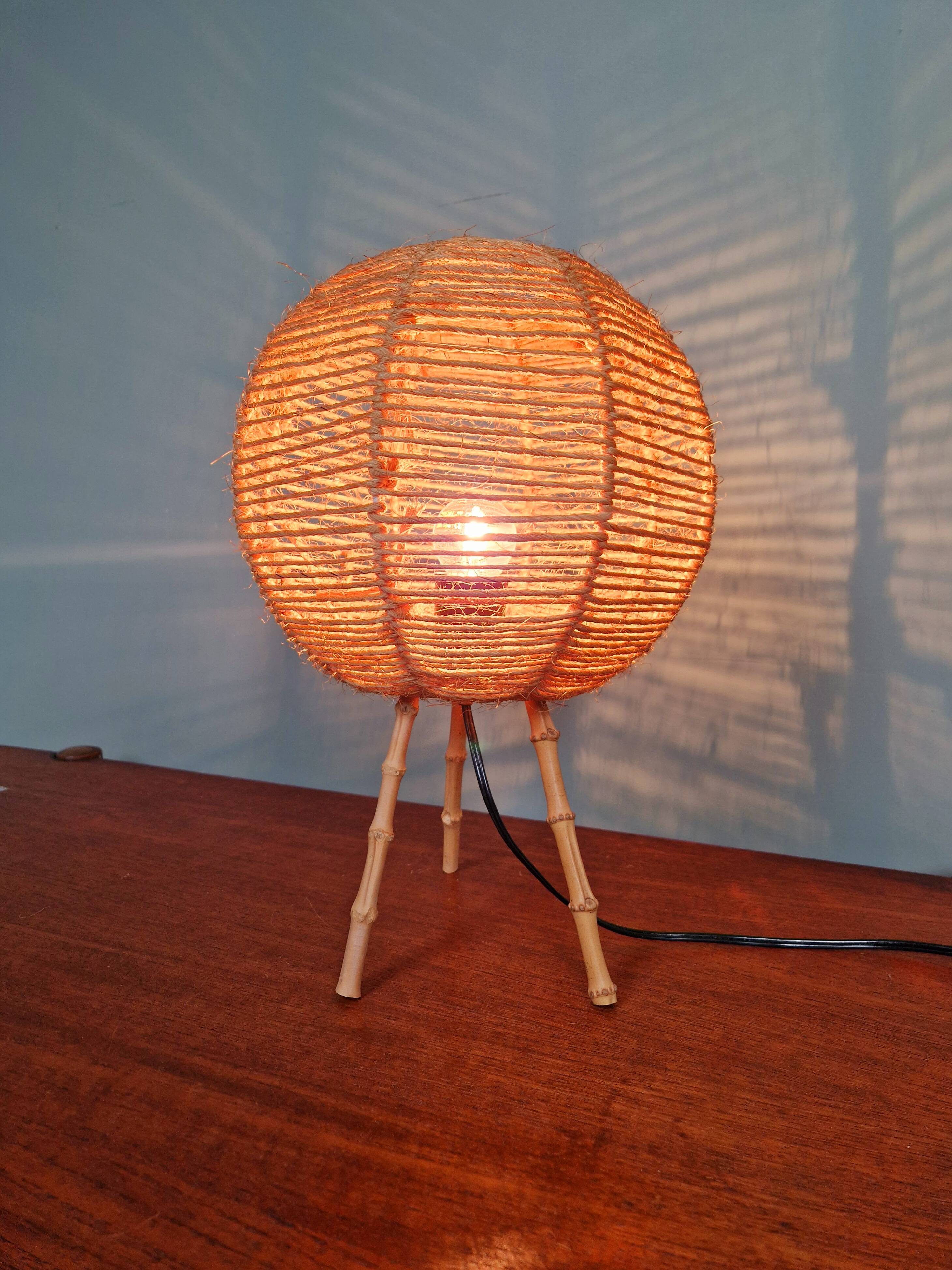 Lampe tripode vintage en corde, années 60