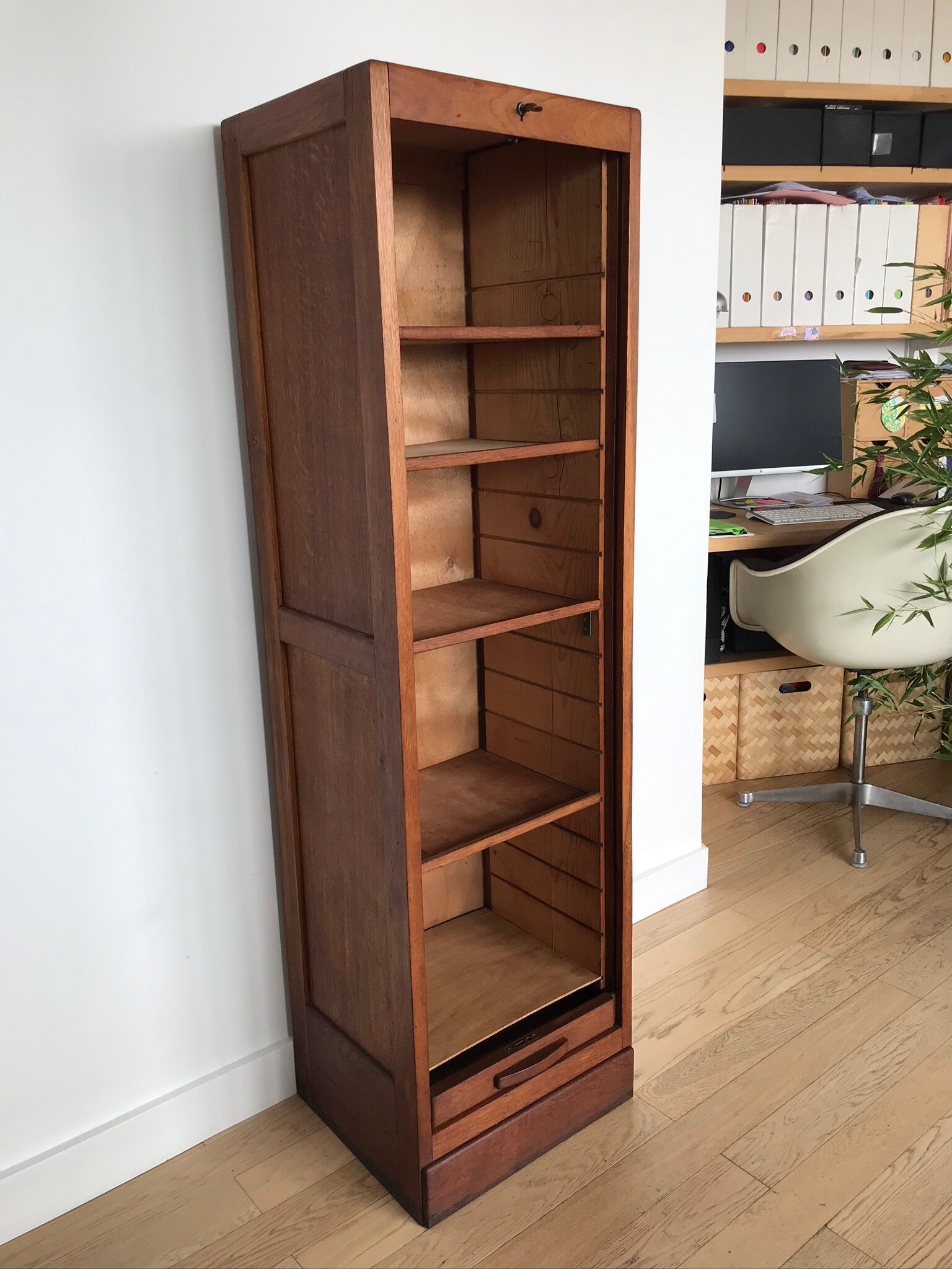Vintage curtain binder in solid oak 5 shelves