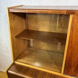 Bureau bibliothèque en teck rétro des années 60 (environ 1960) Un meuble fantastique et polyvalent