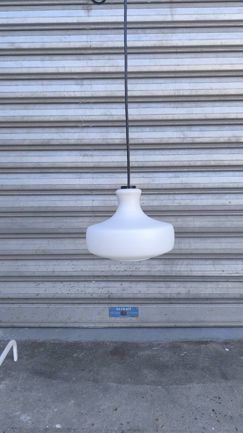Suspension scandinave en verre opalin blanc