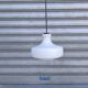 Suspension scandinave en verre opalin blanc