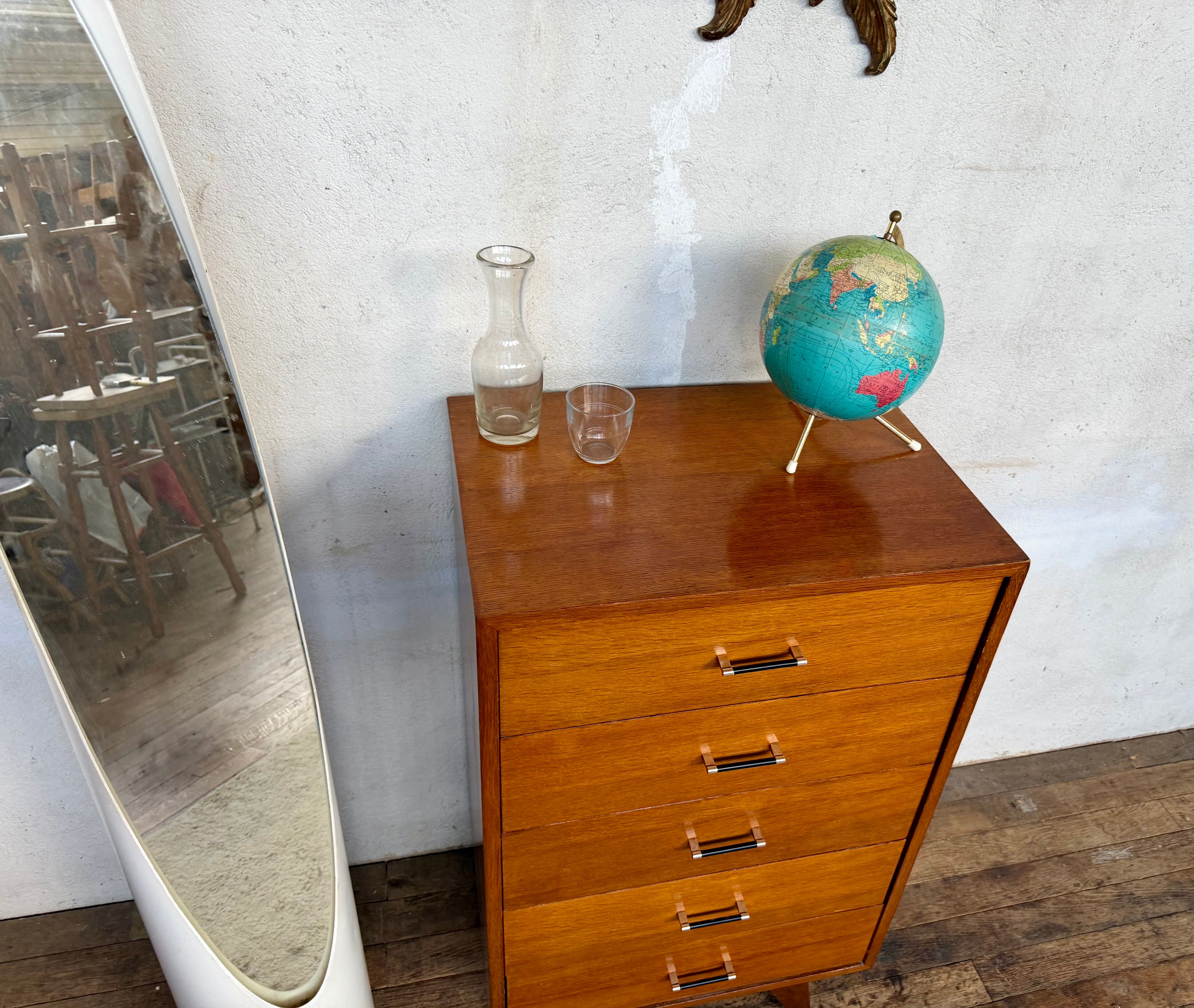Vintage honey oak chest of drawers – Compass legs