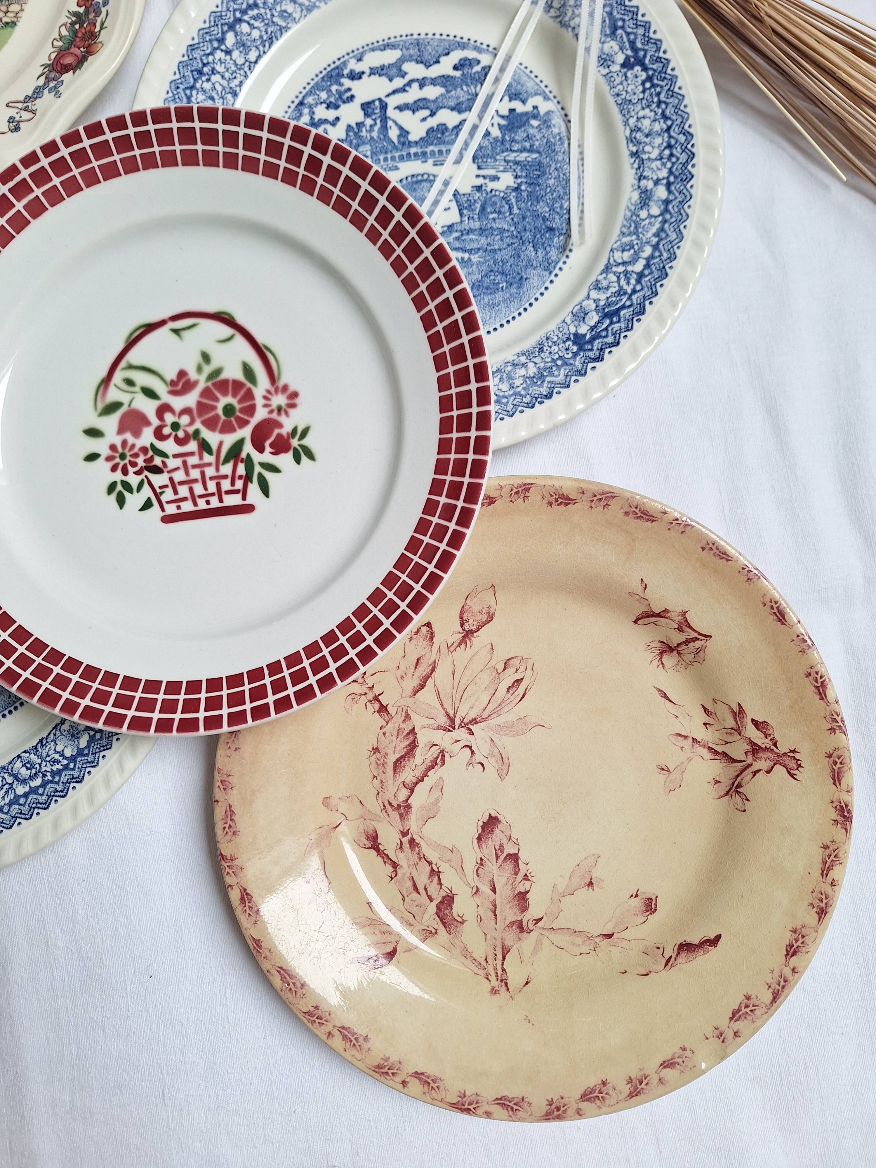 6 blue and pink dinner plates