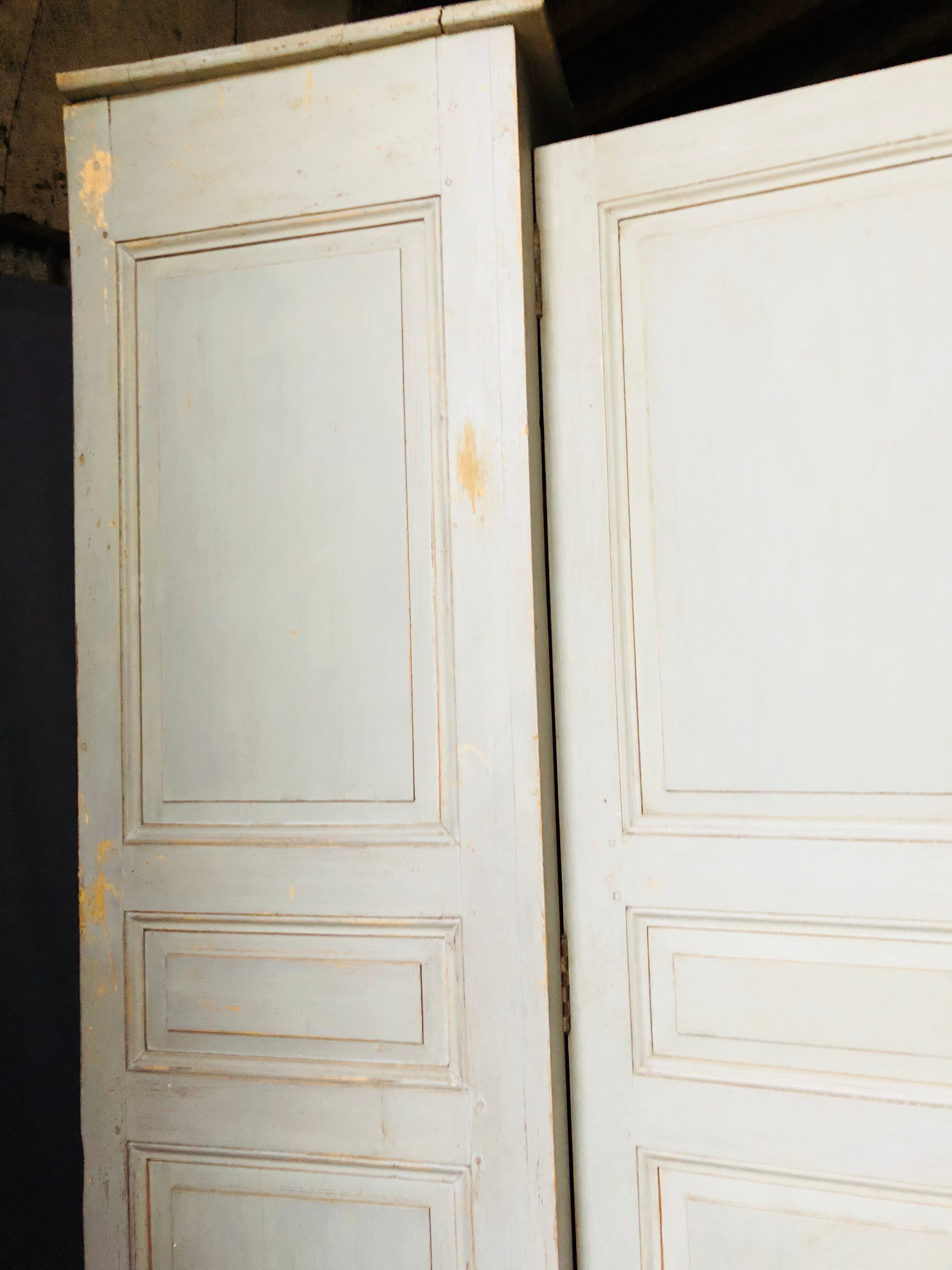 Pantorned cupboard