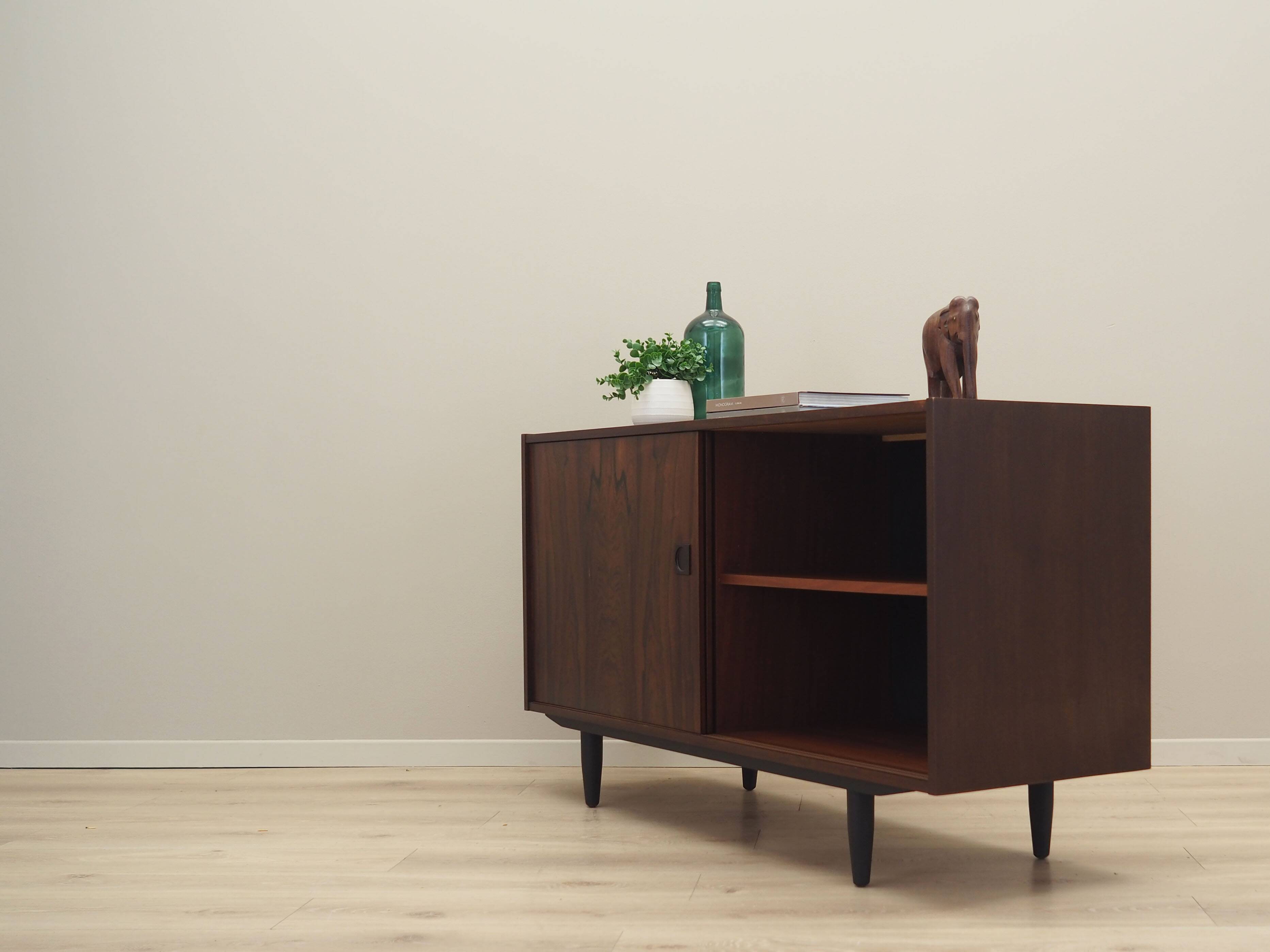 Rosewood cabinet, Danish design, 1970s, manufacturer: Farsø Møbelfabrik