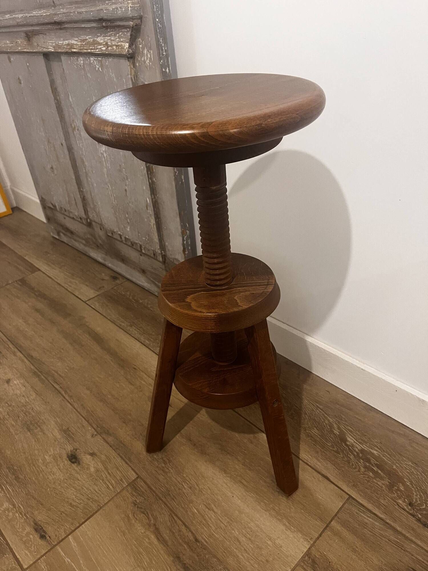 Architect's stool