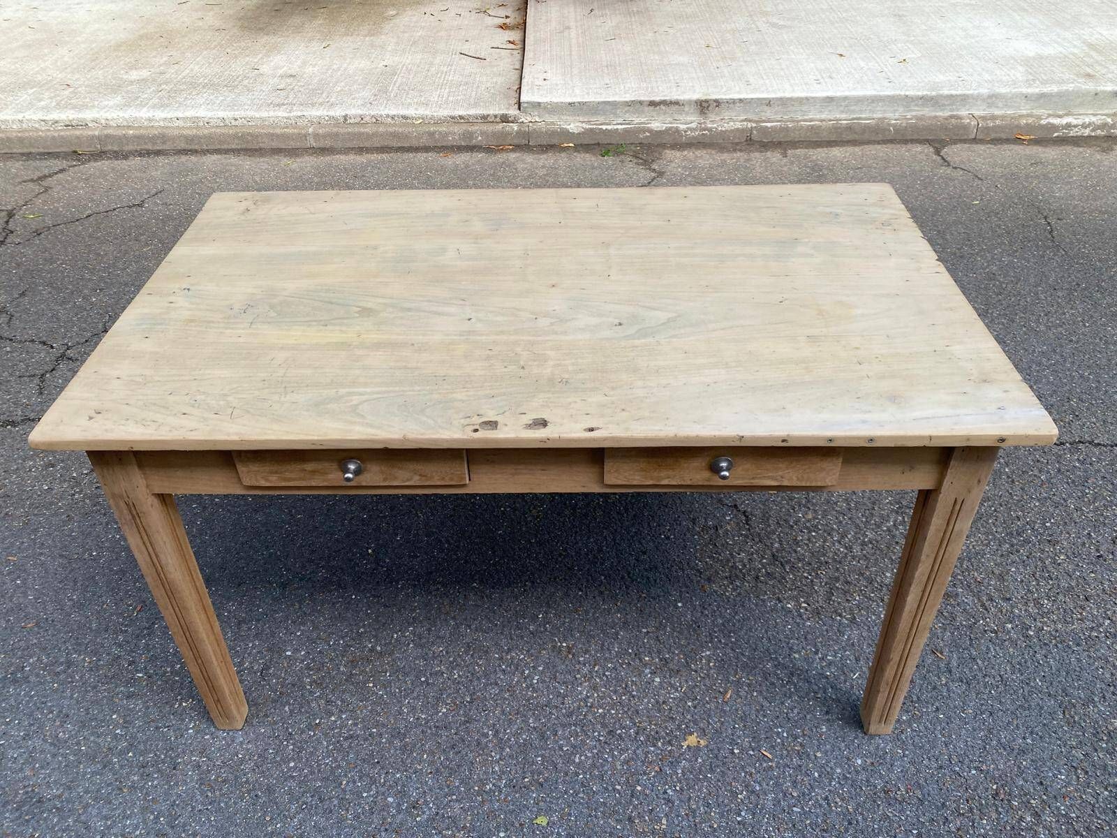 Renovated farmhouse table in raw solid wood with 2 drawers, 1920, 140x80cm.