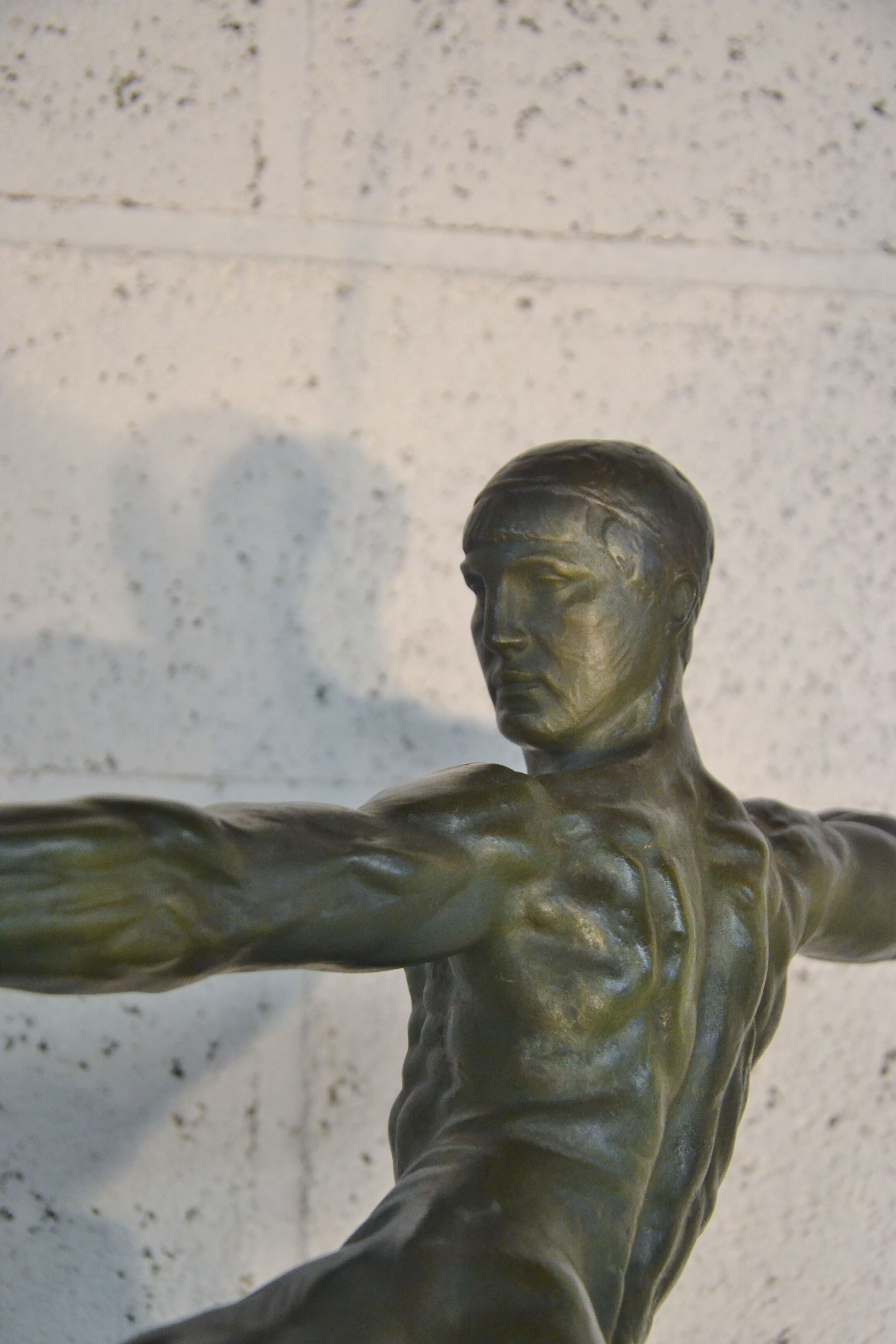 Sculpture en bronze art déco Victor Demanet (1895-1964) « archer »