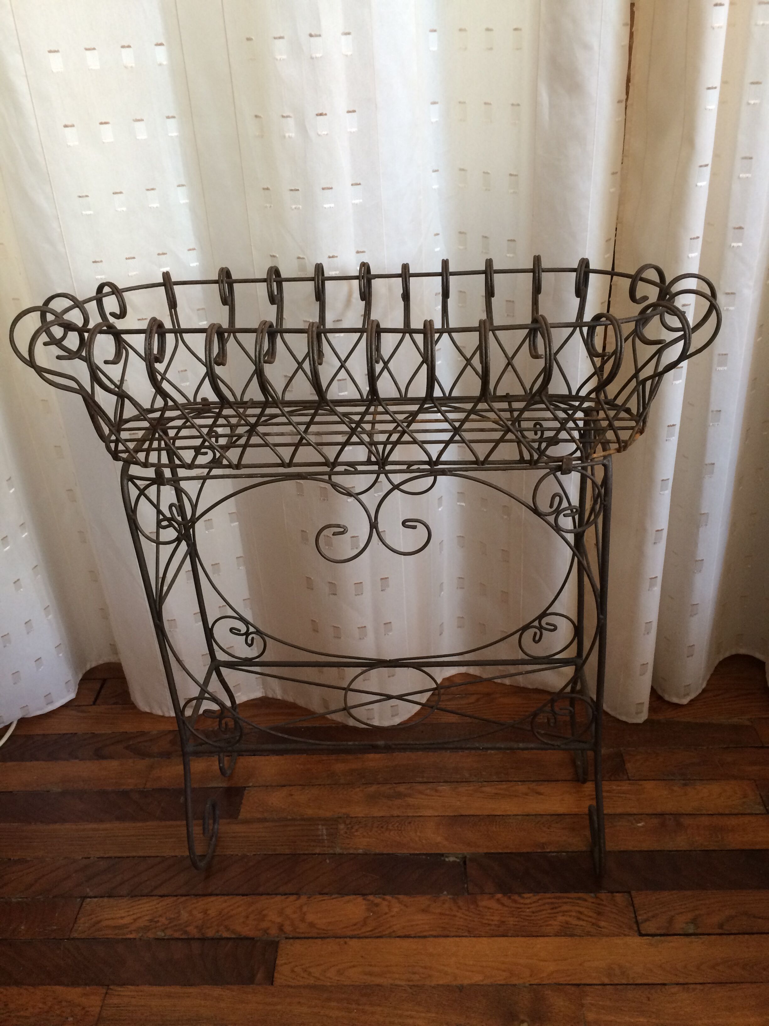 Wrought iron gardener years 50