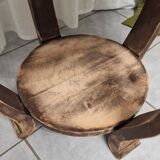 Round coffee table
