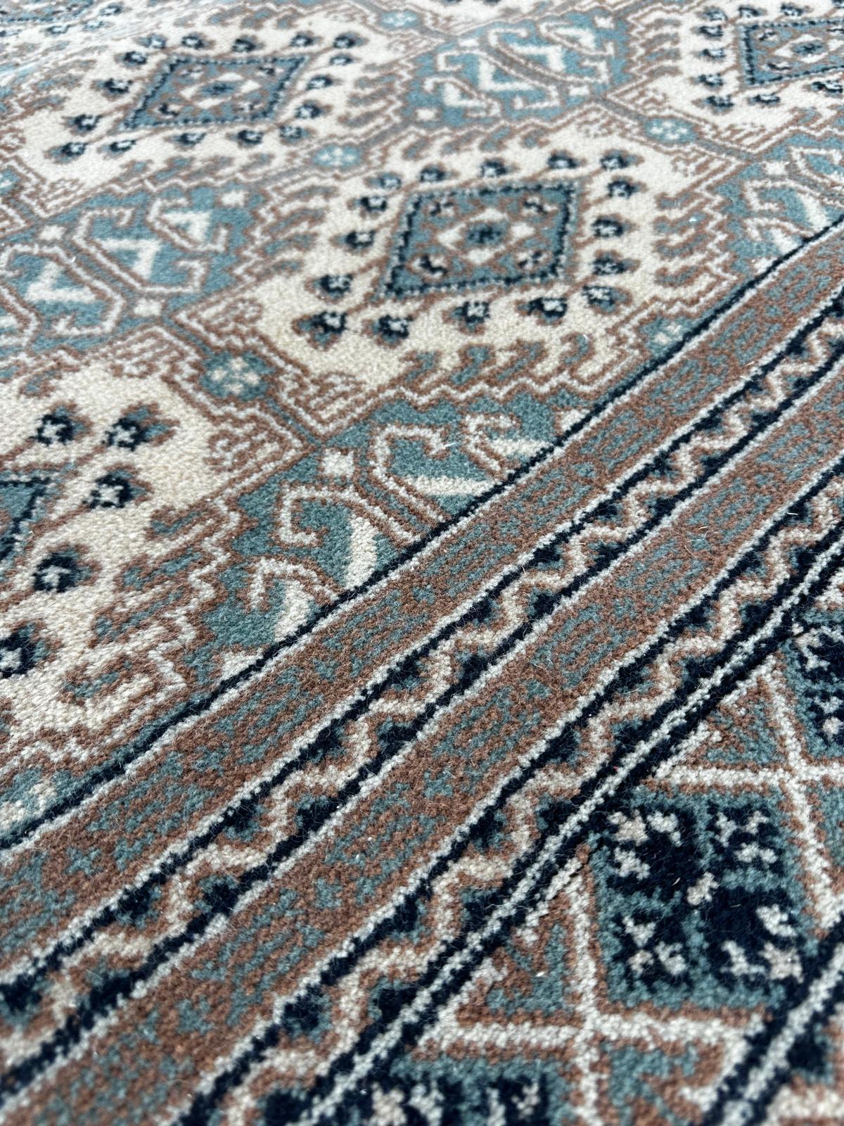 Oriental style rug 230cm x 170cm