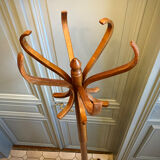 Baumann coat holder