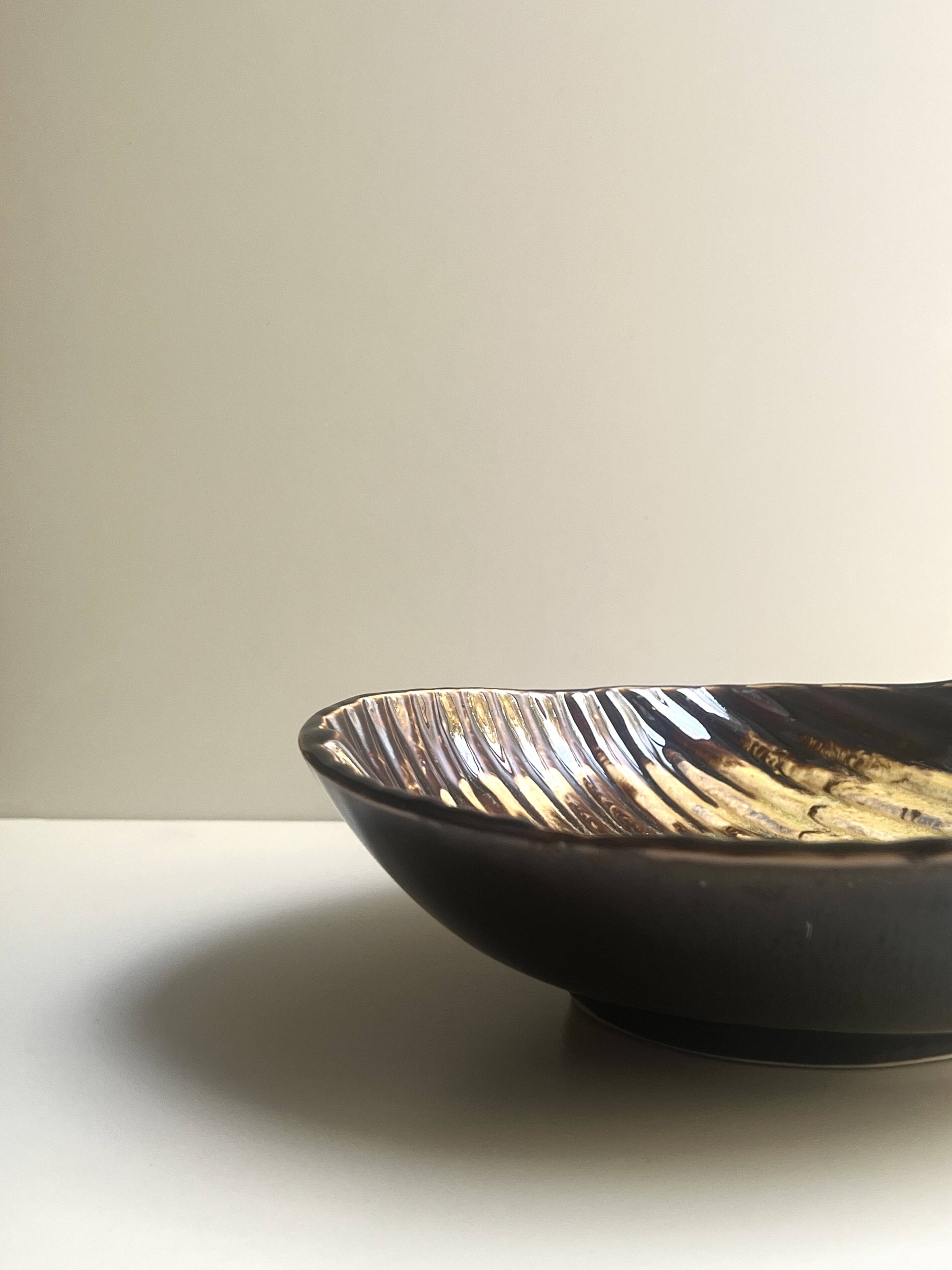 Stylised and signed glazed ceramic salad bowl, France circa 1970.
