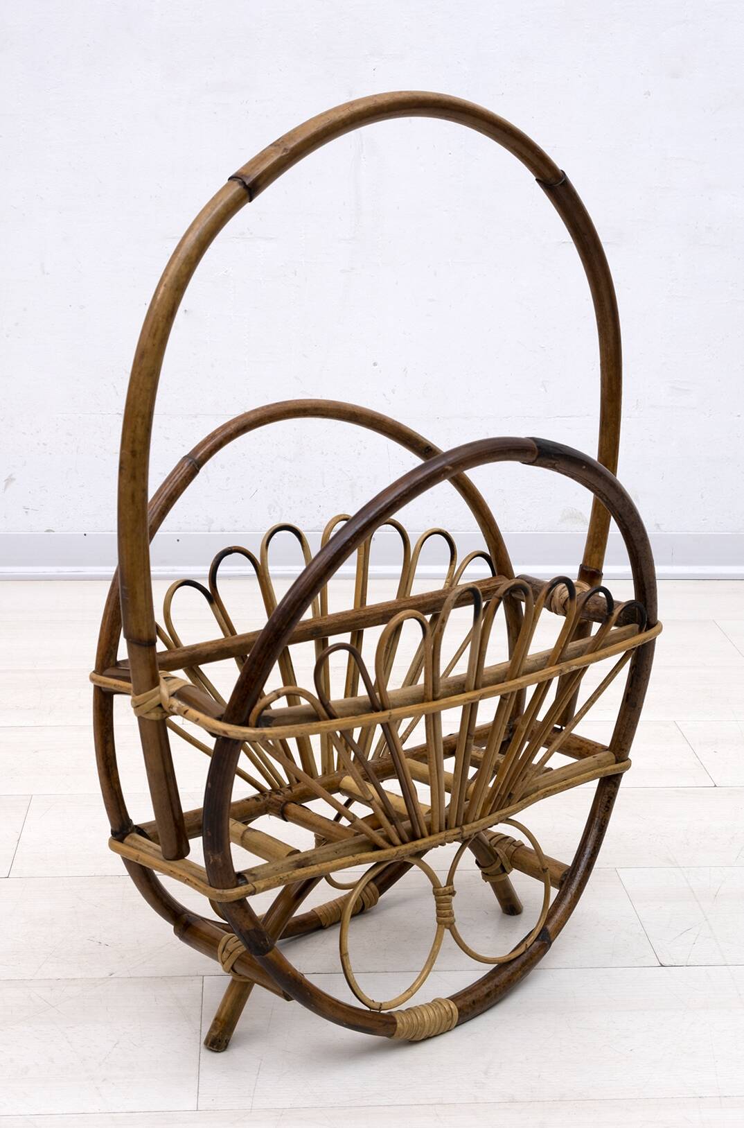 Mid-Century Modern Italian Rattan Bamboo Magazine Rack Stand, 1960s