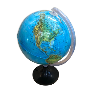 Ancien globe terrestre - made