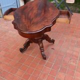Violin table