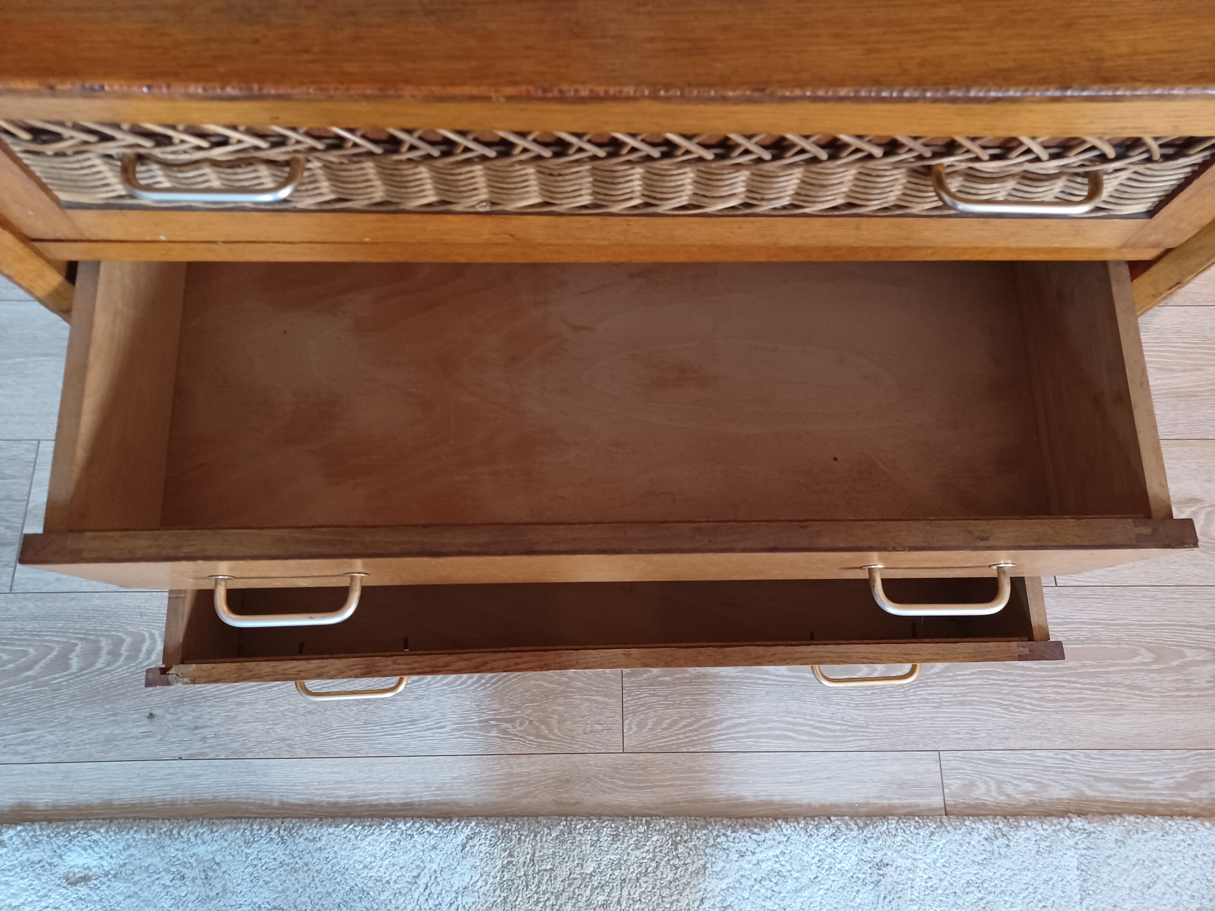 Commode bois et rotin vintage années 50