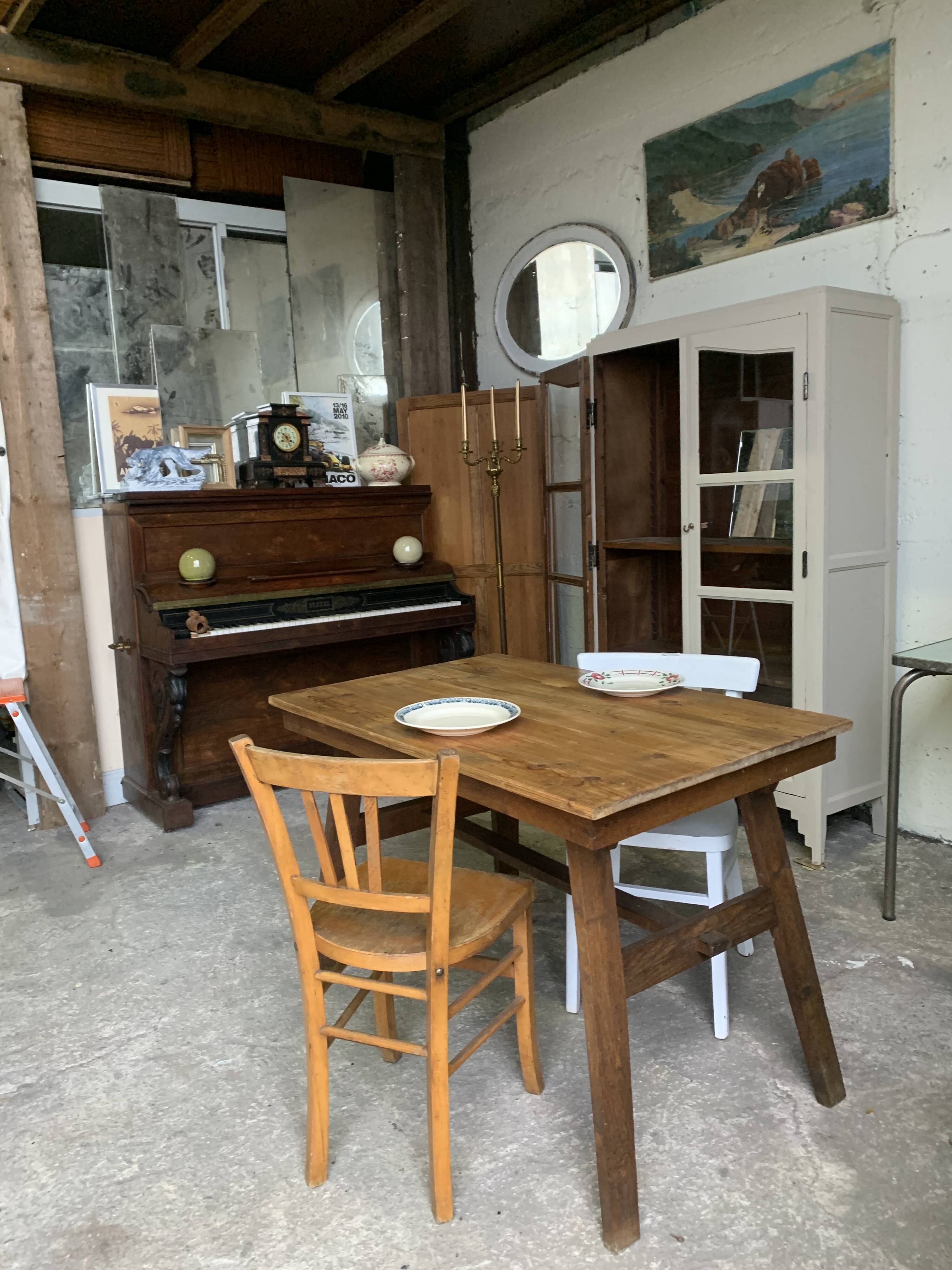 Table of the disaster victim René Gabriel