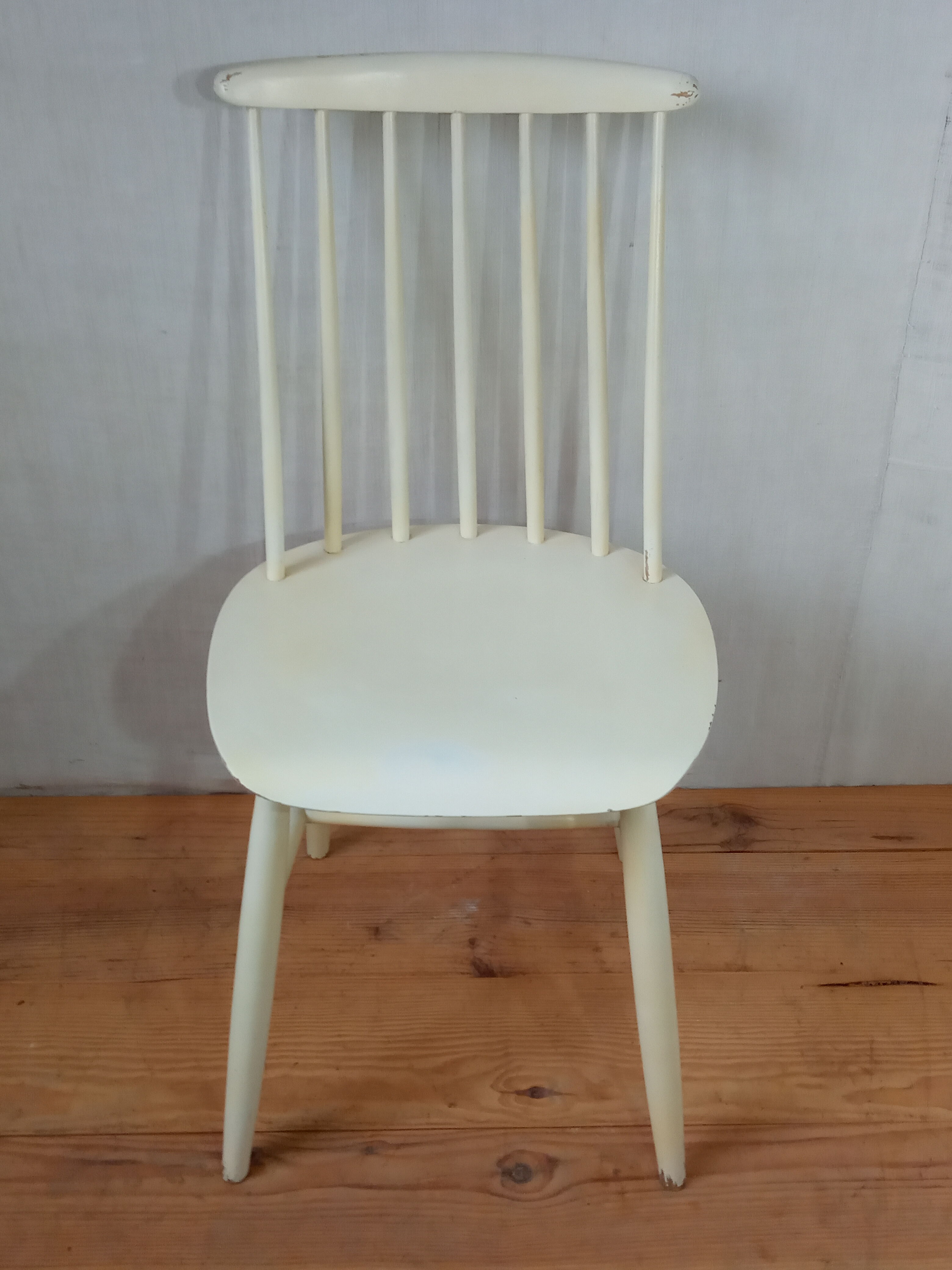 Fanett Chair by Ilmari Tapiovaara
