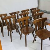 10 chaises de bistrot vintage en bois massif de chêne