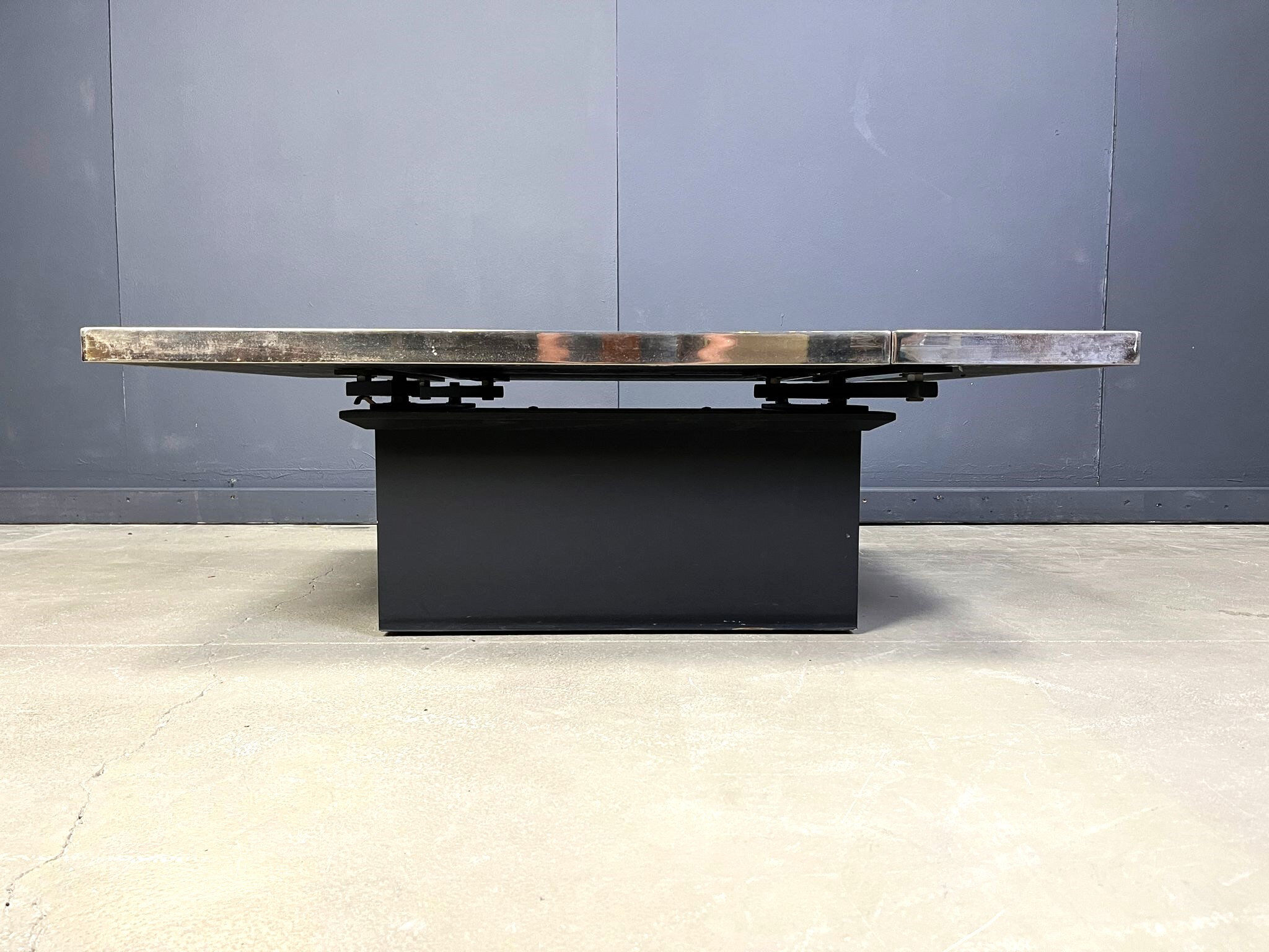 Vintage hidden bar coffee table, 1970s