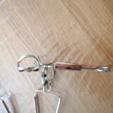 Metal snail tongs