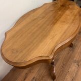 Pedestal table