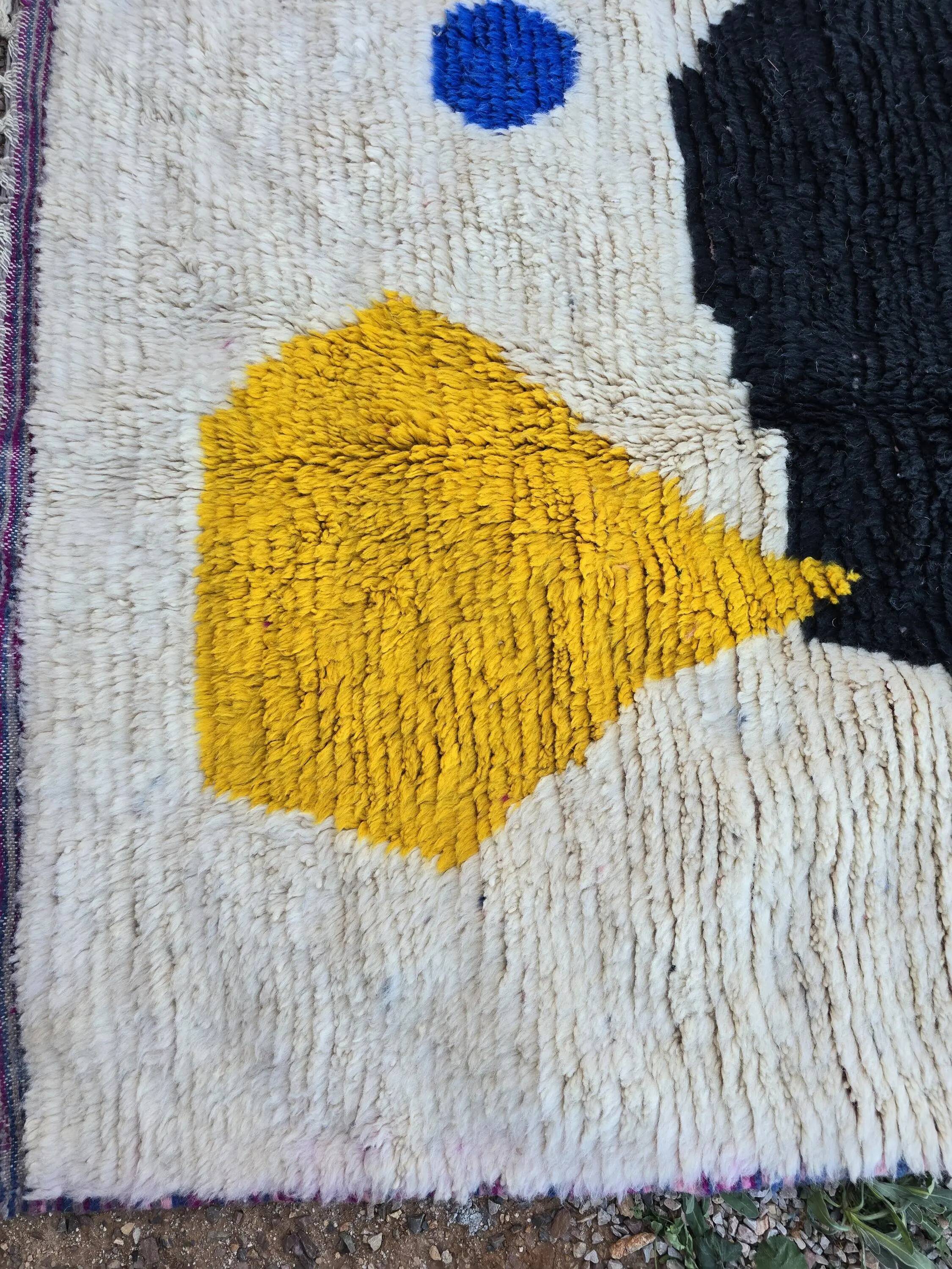 Authentic handmade Moroccan rug 3x2 m