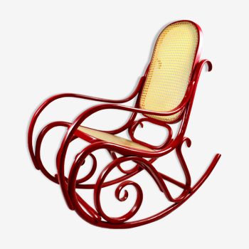 Rocking-chair rouge vintage