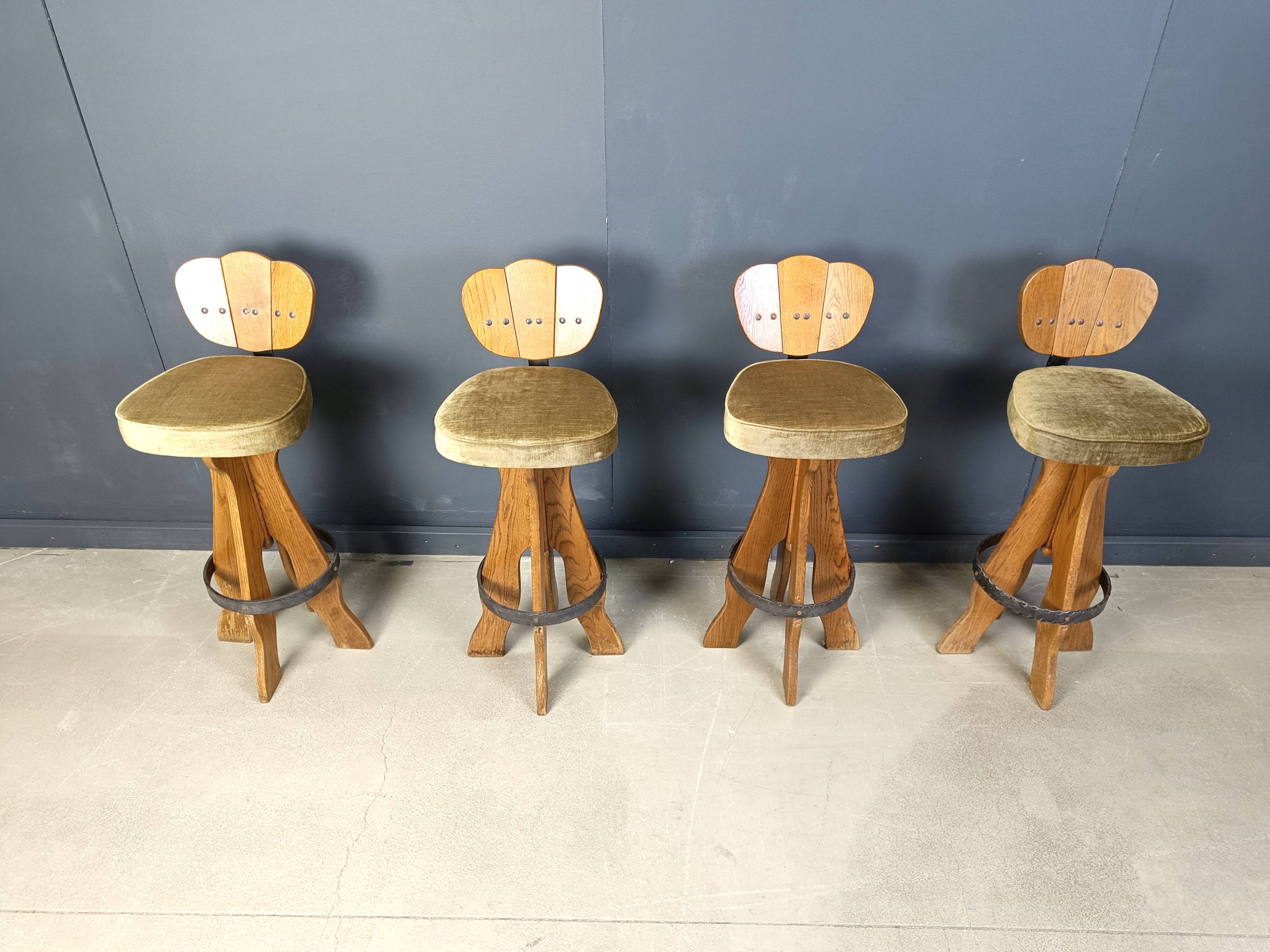 Set of 4 vintage brutalist bar stools, 1960s