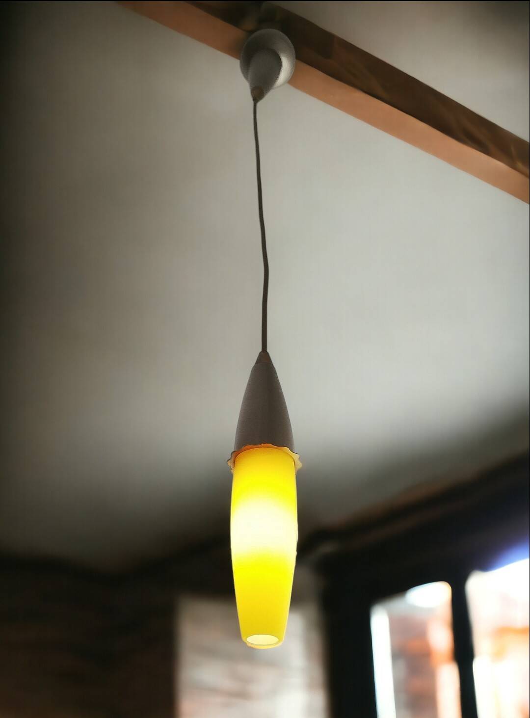 Yellow glass hanging lamp