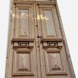 Double Haussmannian doors