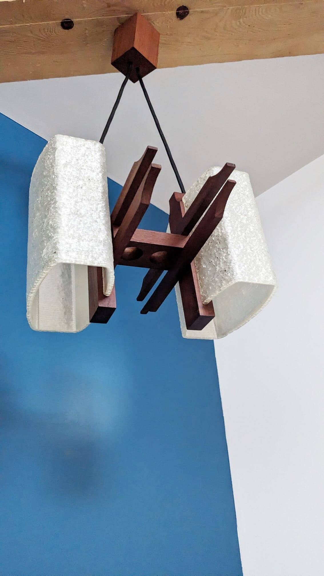 Suspension scandinave en teck années 60