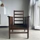 Large fauteuil en bois à dossier inclinable réglable