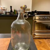 Glass bottle