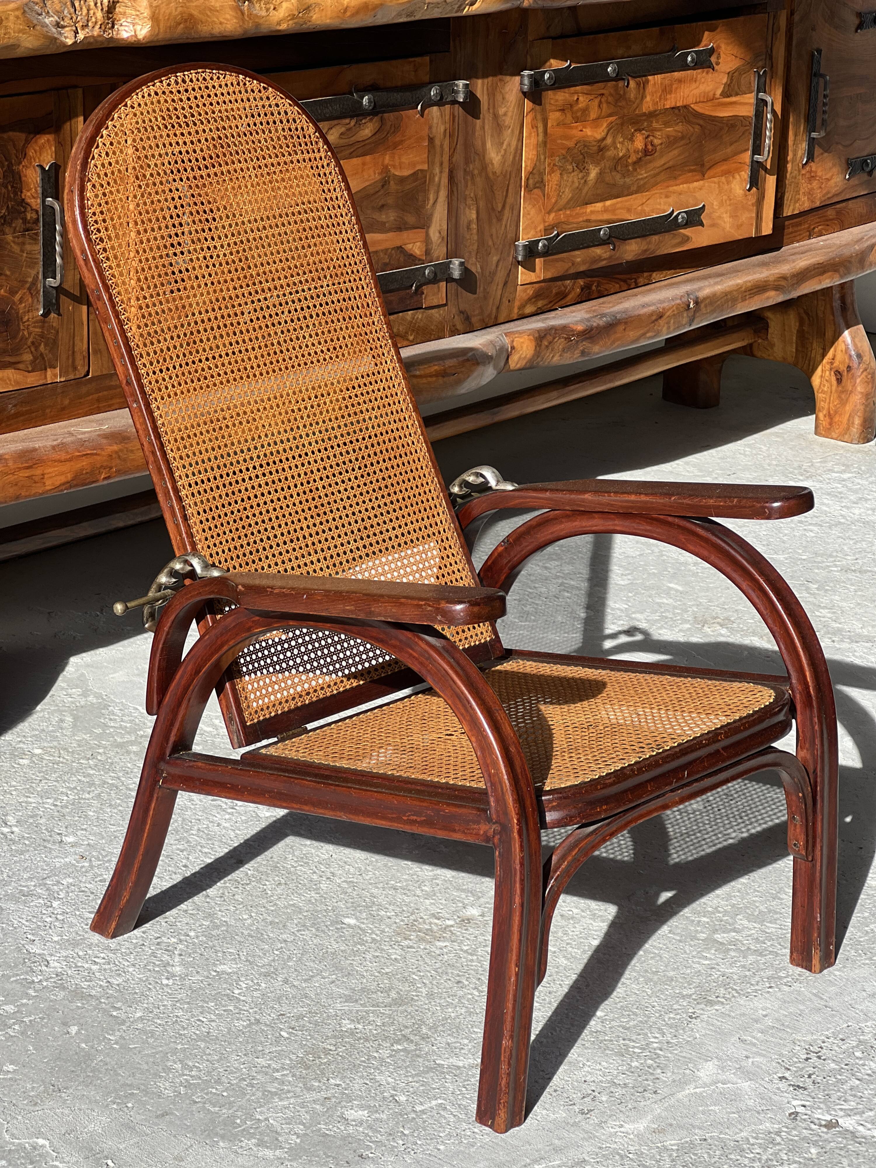 Adjustable Morris armchair no. 6392 by Otto Prutscher for Thonet Austria 1905