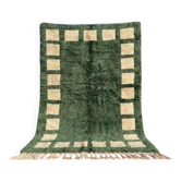 Tapis berbère marocain vert et écru 300x200 cm – motif géométrique carré