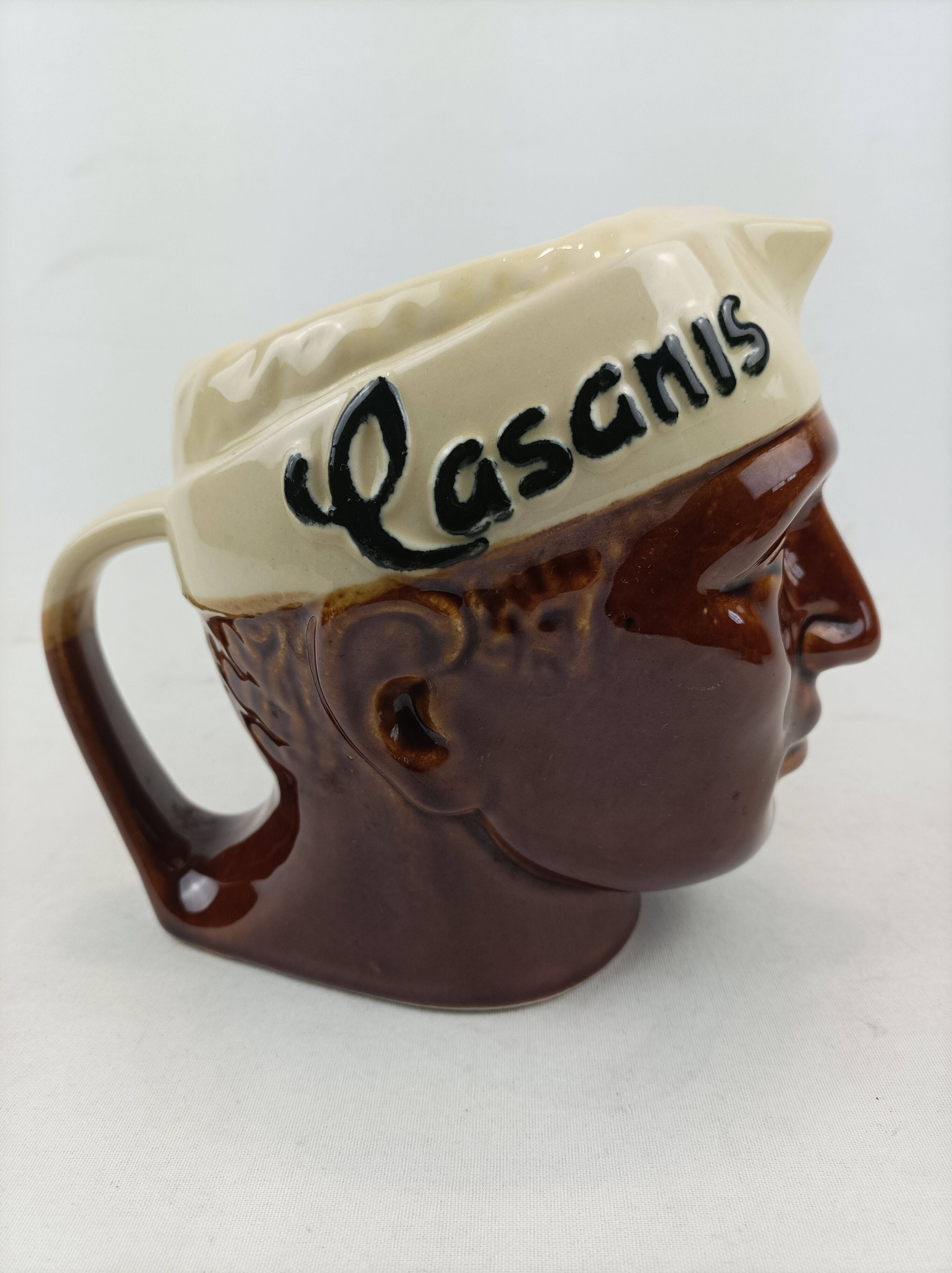 Casanis pitcher