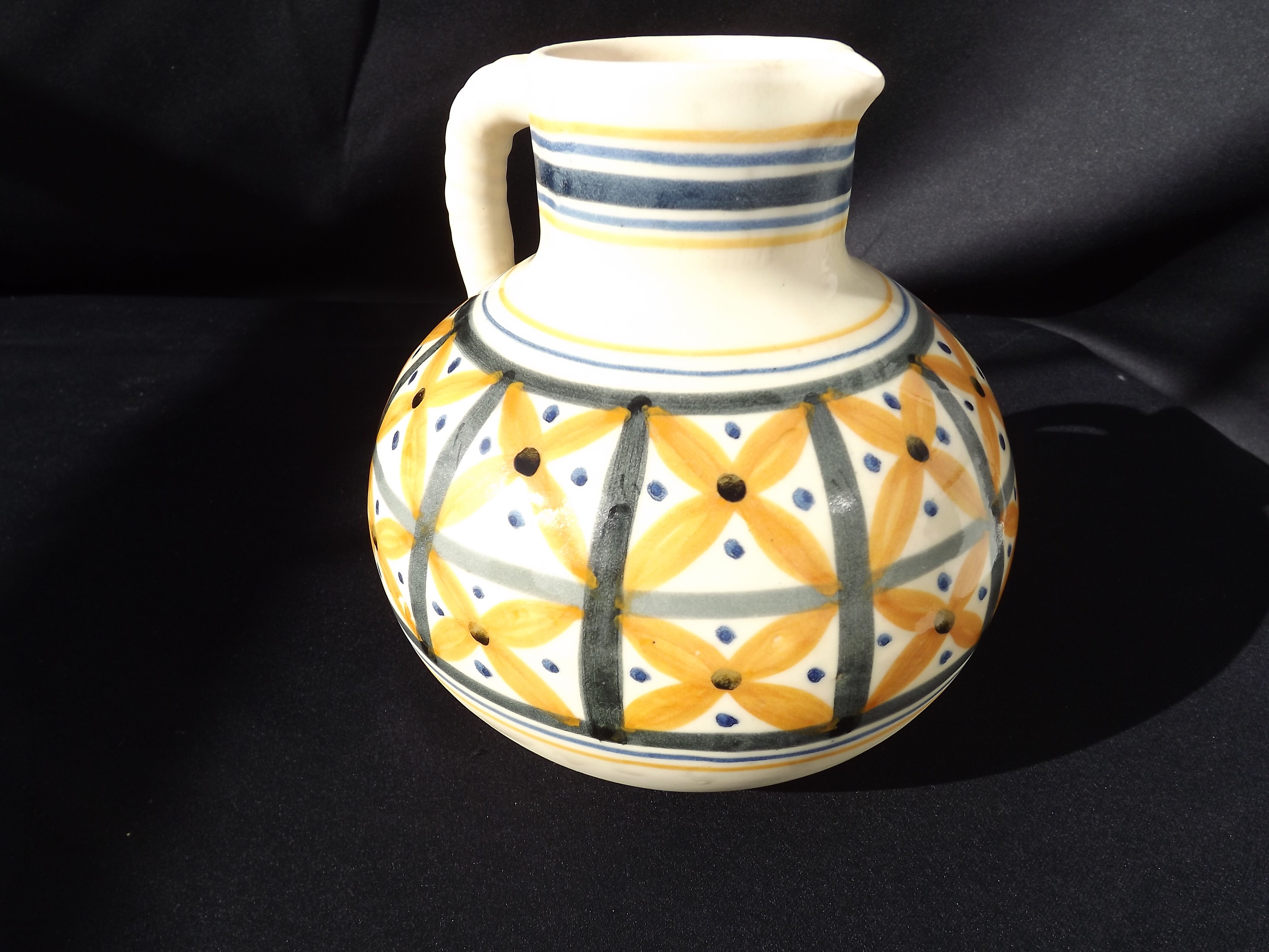 Water pot talavera