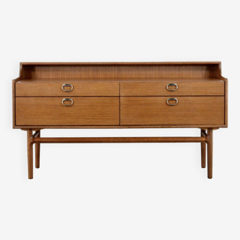 Buffet/commode Meredew du milieu du siècle en noyer. Vintage Moderne / Rétro / Scandinave / D