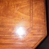 Directory style chest of drawers
