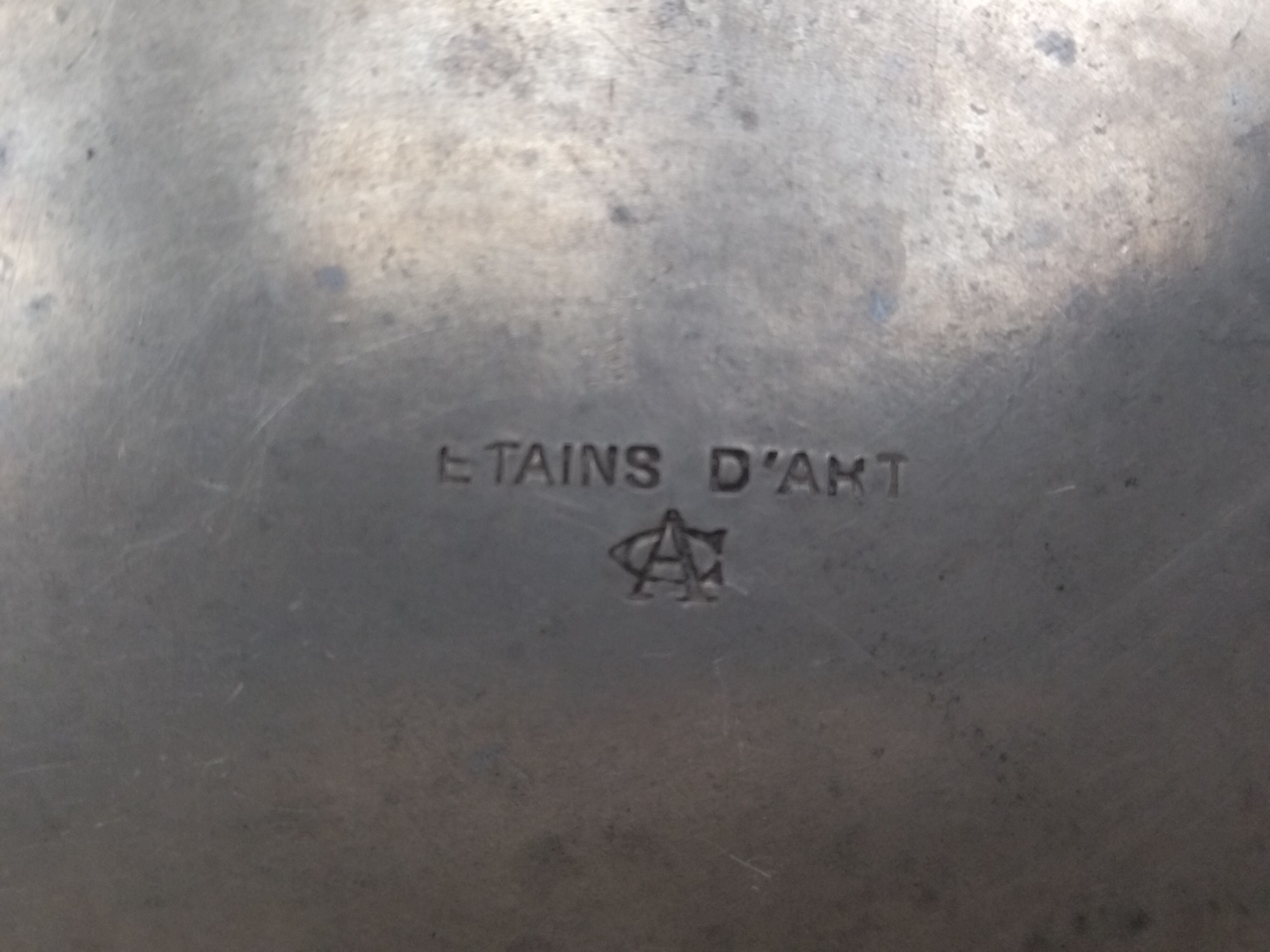 Art deco objects in their art tin juices